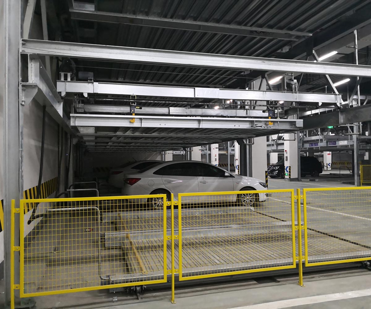 永仁負一正二地坑PSH3D1三層升降橫移機械式立體停車設備
